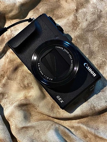 Canon PowerShot G5X Mark II 20.1MP Digital Camera Black w