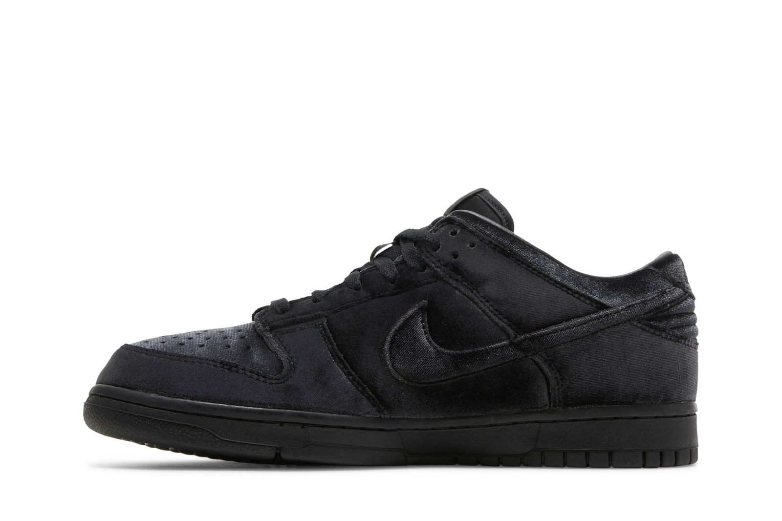 Nike Dover Street Market x Dunk Low Black Velvet DH2686-002 | eBay