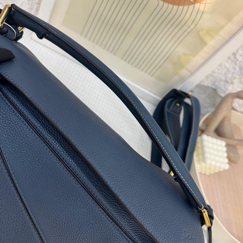 Pre-owned Authentic Loewe Puzzle Medium Dark Navy Grained 30cm