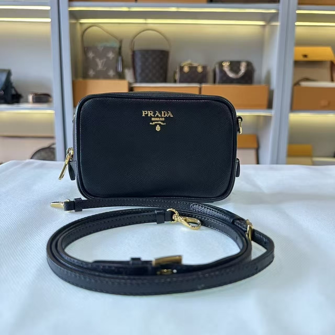 Authentic PRADA Camera Bag shoulder crossbody mini Saffiano