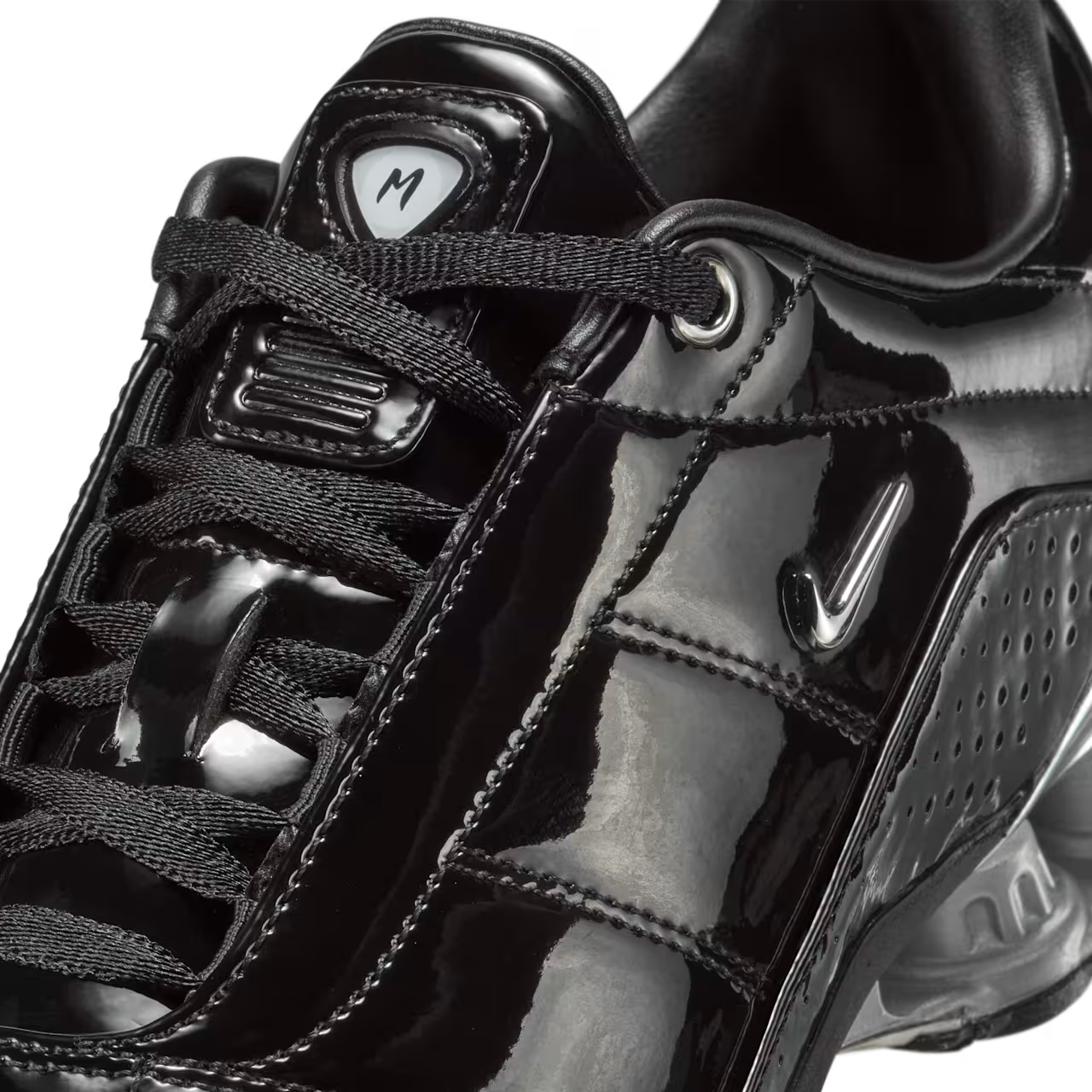 靴 Maha Amsterdam Nike Women's Shox Maha Amsterdam x Nike Reintroduce the Total 90 Shox Magia in