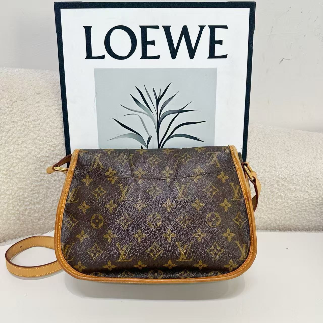 ド*ミ様 が*様 ド*ミ様 LOUIS VUITTON モノグラム ショルダーバ Louis Vuitton Menilmontant PM Monogram Canvas Crossbody Shoulder