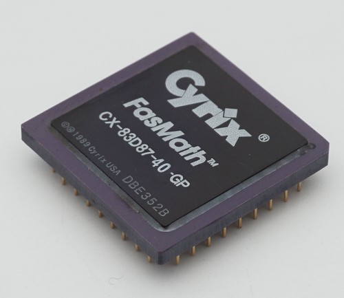 Cyrix CX-83D87-40-GP FASMATH FPU for 386DX CPU 40MHz CPGA68