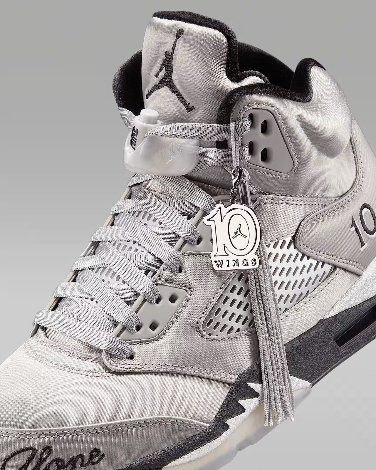 Nike Air Jordan 5 Retro 'Wings' 10th Anniversary（2025）Womens