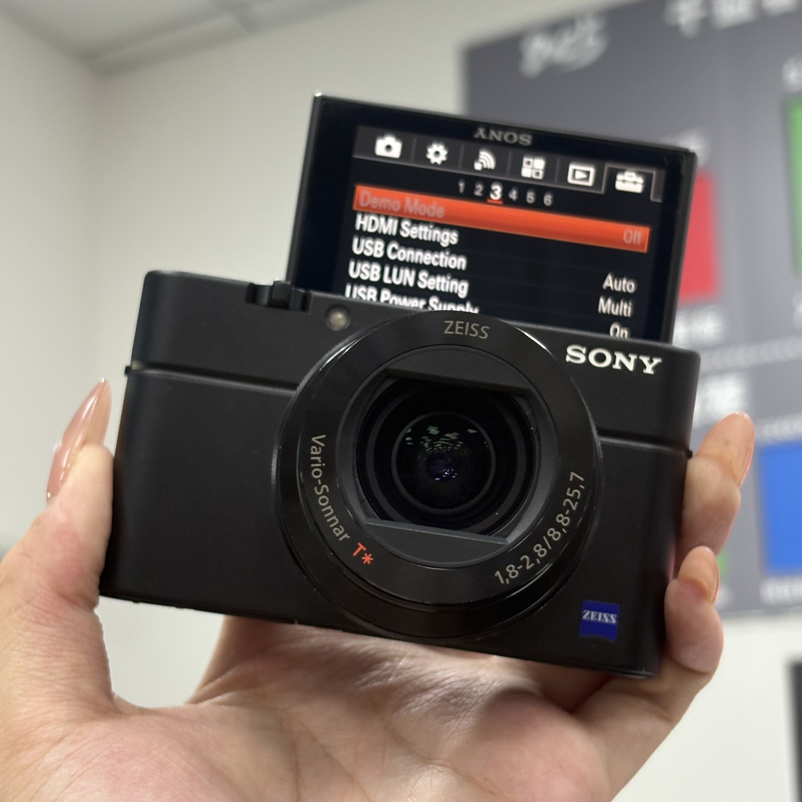 Sony Cyber-shot DSC-RX100 III M3 Digital Camera w/Wifi NFC Tested