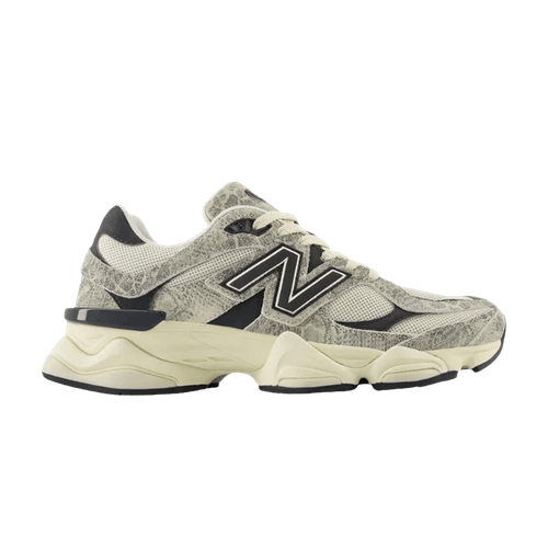 こなみNew Balance \