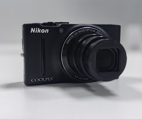 Nikon COOLPIX S8200 Compact Digital Camera 14x Optical Zoom 95
